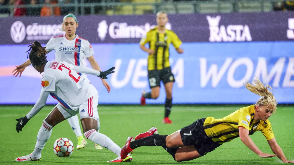 Häcken fick en jobbig kväll mot Lyon och var chanslöst på hemmaplan.