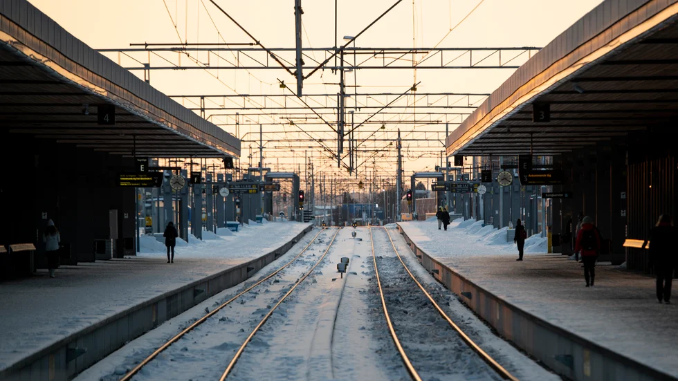 En man greps när ett nattåg anlände till Uppsala centralstation, bland annat misstänkt för att ha sexuellt ofredat andra passagerare. Arkivbild.