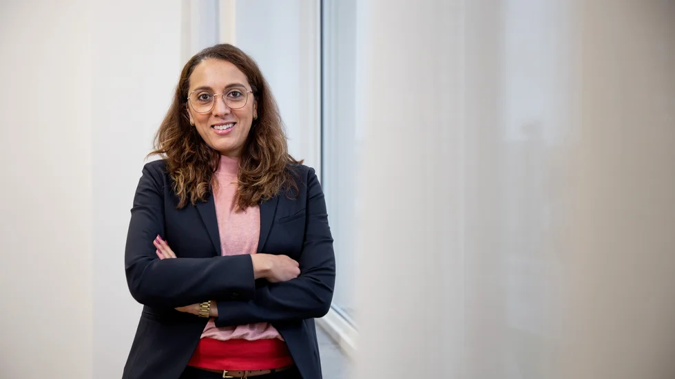 Dalia Ramzi har svenskt, arabiskt och finskt ursprung. I sin roll som VD i en traditionell bransch vill hon utmana normerna. "Hur ser samhället ut i dag? Det måste vi anpassa oss efter. Ju fler vi är som representerar hela samhället, desto bättre." 