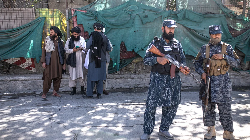 Efter att talibanerna tog kontroll över Afghanistan har Sverige och andra länder jobbat för att evakuera tidigare lokalanställda afghaner. Arkivbild.
