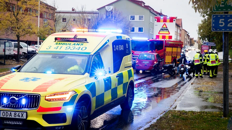 Trafikolycka på Östra Rundgatan, mellan Skjutsaregatan och Stockholmsvägen, i centrala Nyköping.