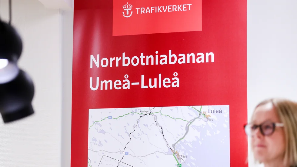 Insändarskrbenten följer med stort intresse debatten om Norrbotniabanan. (Arkivbild)