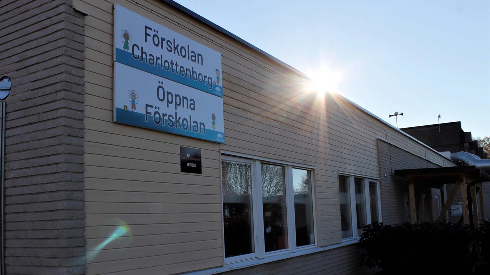 Förskolan Charlottenborg i Motala utsattes för skadegörelse mellan torsdag och fredag.