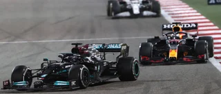 Hamilton vann efter rysarduell med Verstappen