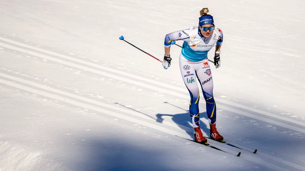 Skidstjärnan Linn Svahn, ett av medaljhoppen i OS i Peking, tvingas operera sin axel efter att rehabiliteringen inte gått som önskat. Arkivbild.