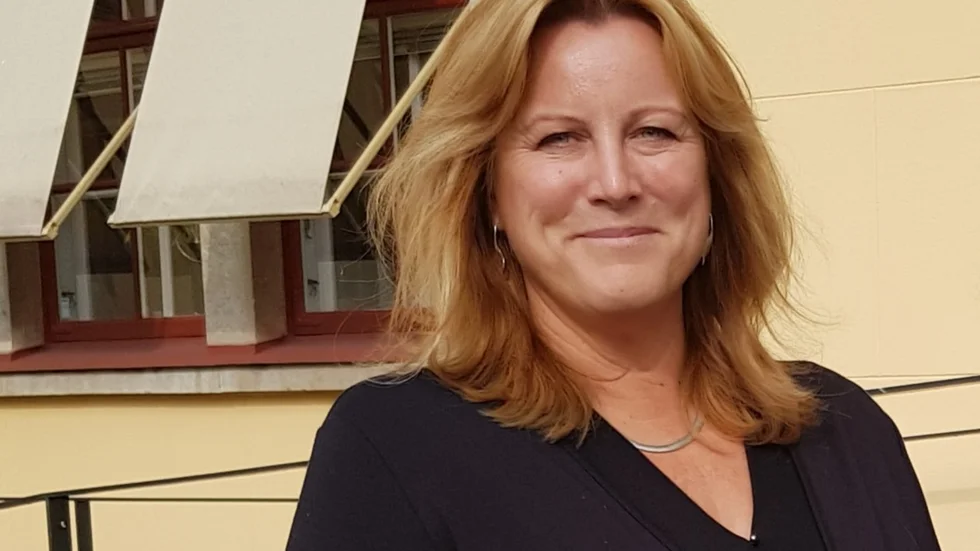 Även i år har Sonja Erlandsson, förvaltningsdirektör, beslutat att Leanlinks personal ska erbjudas ersättning om de flyttar på sina semesterveckor. 