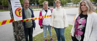 Avstängd parkering retar upp de boende: "Har varit usel information"