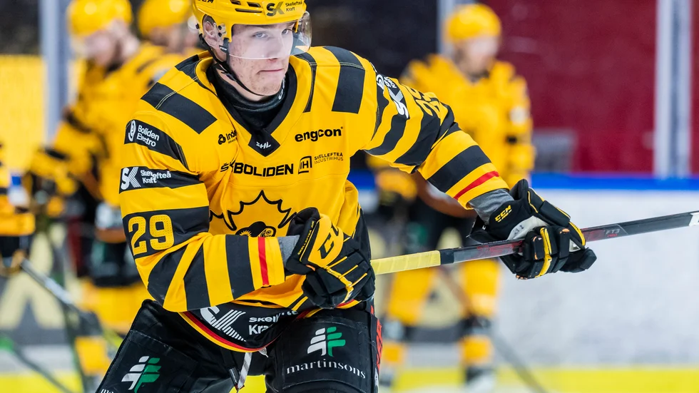 Albin Sundsvik gjorde mål för Skellefteå, men hans lag föll mot Lugano i CHL. Arkivbild.