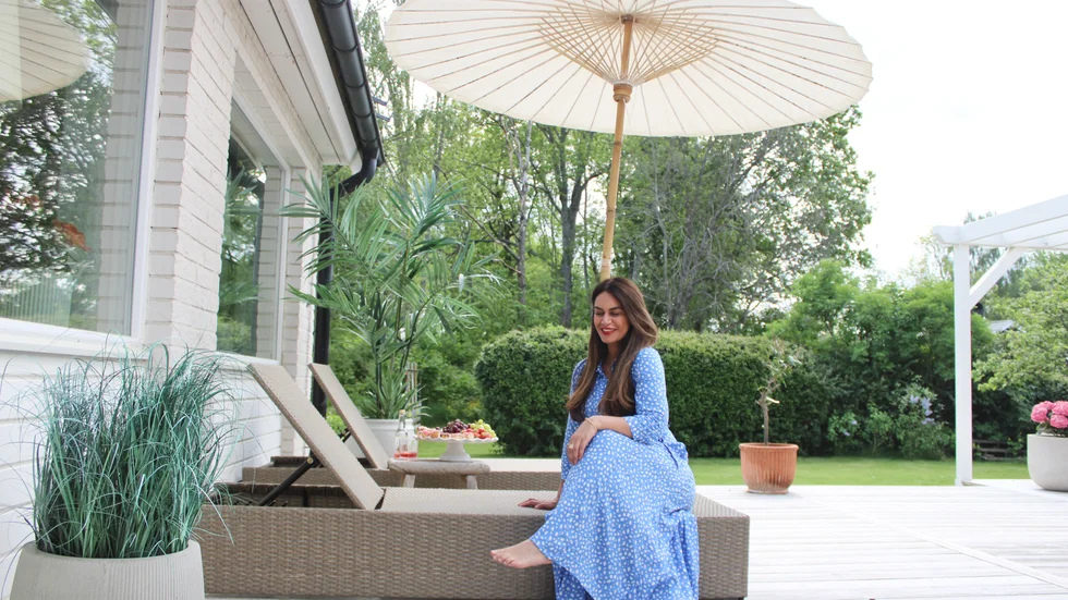 Terrassen tycker Claudia mycket om.