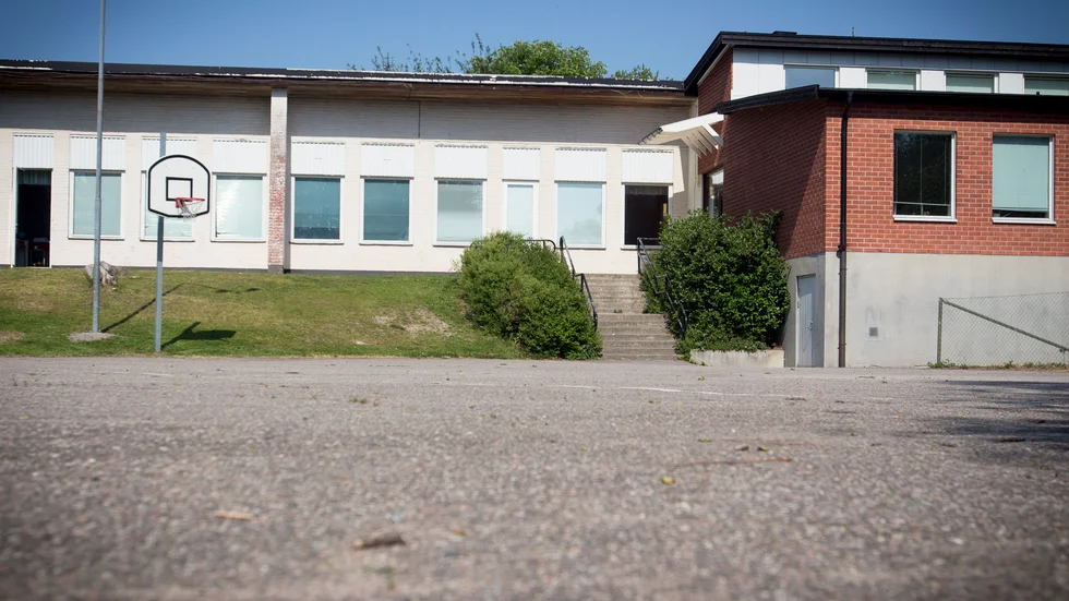 Strångsjö skolas framtid ska utredas. Det är en av flera omorganisationer som föreslås i Katrineholm. 