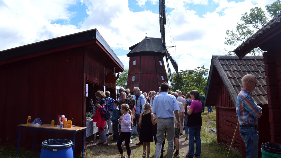 Nu ska Väsby kvarn i Lagga bli ännu finare. Bilden är från Kvarnens dag 2019.