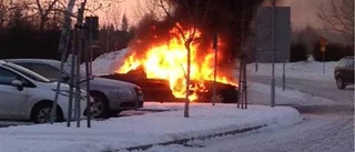 Bil utbränd på Sunderby sjukhus