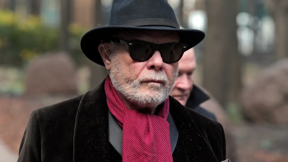 Övergreppsdömde Gary Glitter har kallats tillbaka till fängelset.