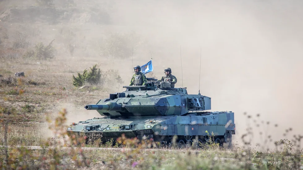Under vecka 5 och 6 skjuter försvaret skarpt på Tofta skjutfält.