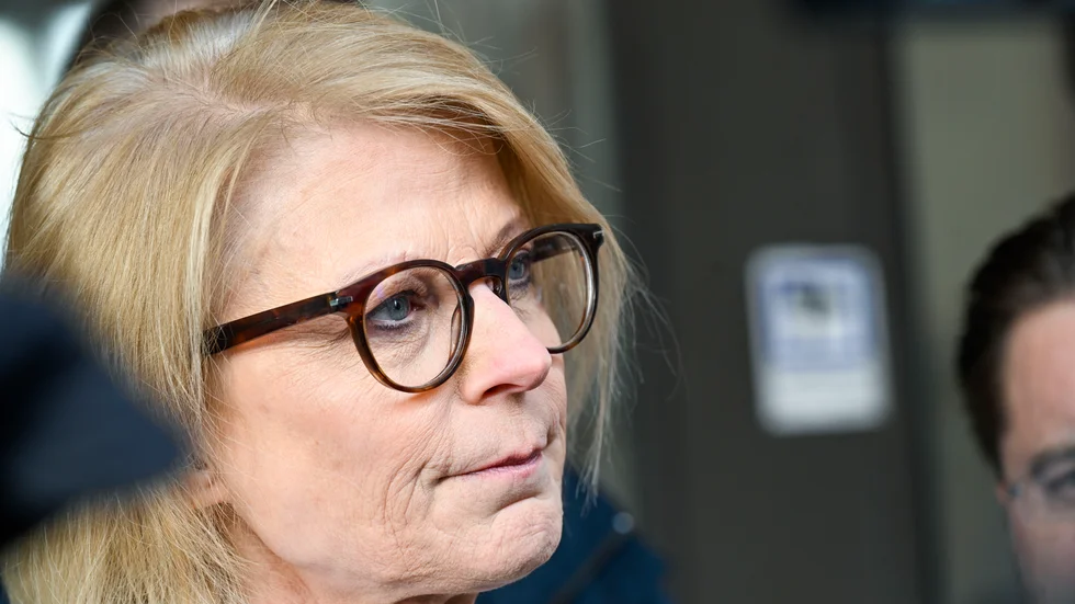Finansminister Elisabeth Svantesson (M) för regeringens talan när riksdagen håller en särskild debatt om den för många hushåll pressade ekonomin den 31 mars. Arkivbild.