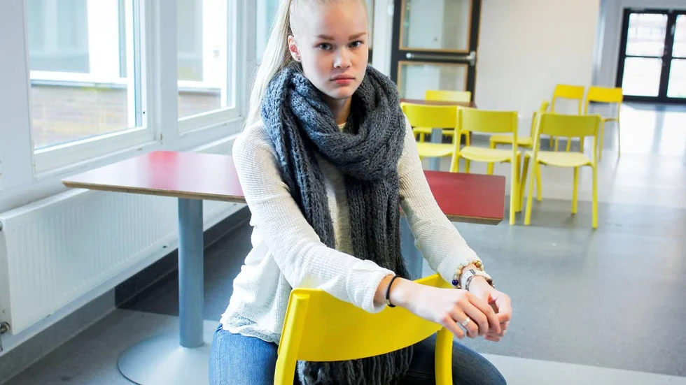 Negativ. Emmy Kostet är elevrådsordförande på Hertsöskolan. Större skolor är ingen tanke som tilltalar henne.