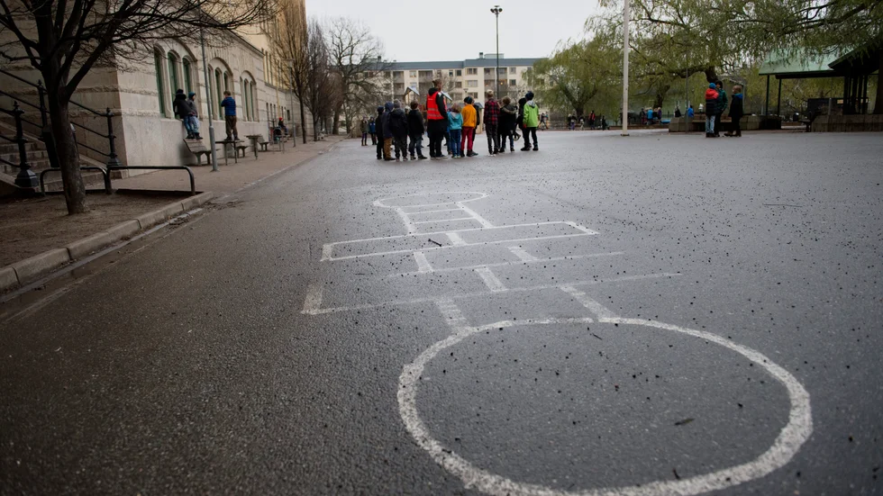 Även inne på skolgården kan det kännas otryggt att vara om det skjutits i närheten.