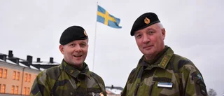 Ny chef tar befälet på I 19