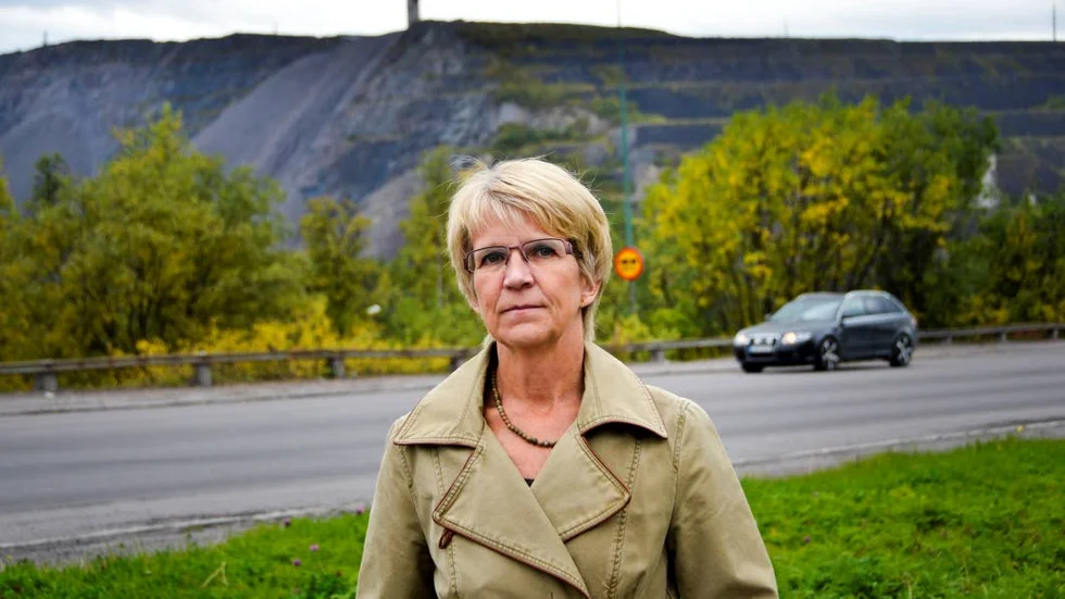 Kristina Zakrisson (S) kommunalråd i Kiruna vill att staten går in och medfinansierar dragningen av E10:an.