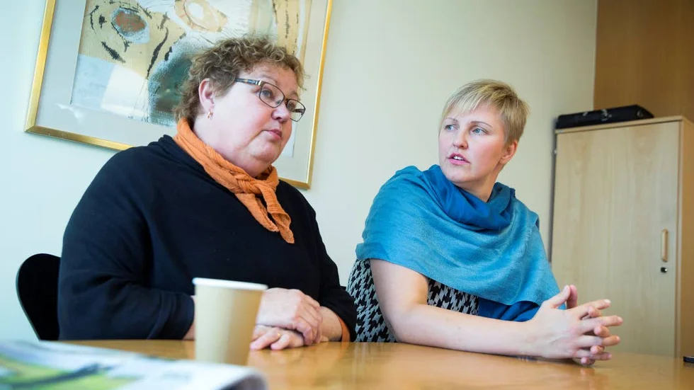 STORMIG TID. Halva mandatperioden har gått och Yvonne Stålnacke, Carina Sammeli och de andra i S-ledningen har haft flera uppslitande frågor att hantera. Sammeli                 erkänner i dag att de gjorde ett misstag när de valde hur ”Framtidens skola” skulle presenteras för Luleåborna.