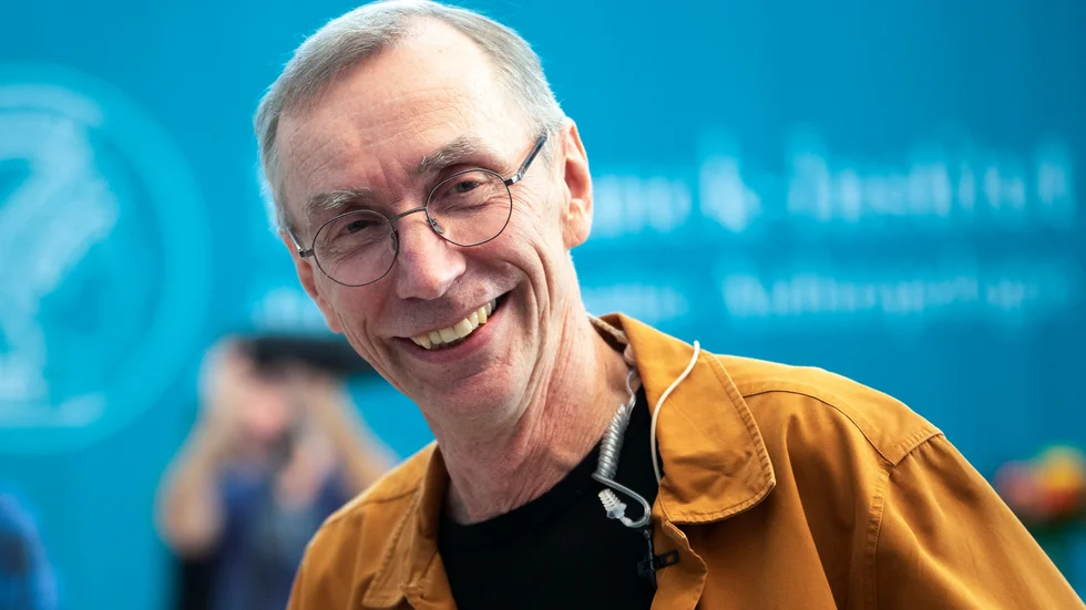 Nobelpristagaren Svante Pääbo, med förflutet på Uppsala universitet, håller föreläsning i Uppsala på tisdagen.