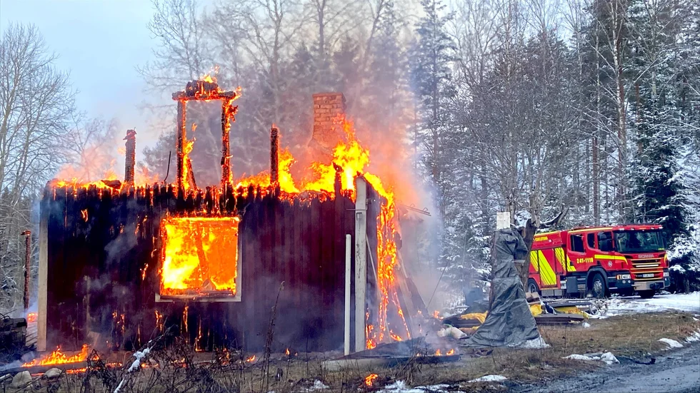 Huset var utom räddning och fick brinna ned till grunden.