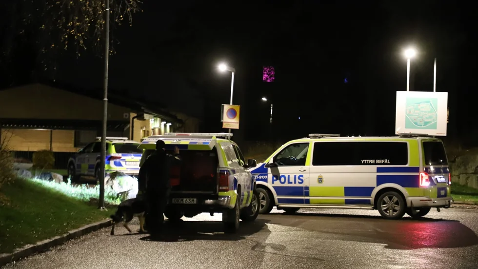 Polispådrag under torsdagskvällen vid Bröderna Berwalds väg i Gottsunda utanför centrala Uppsala.