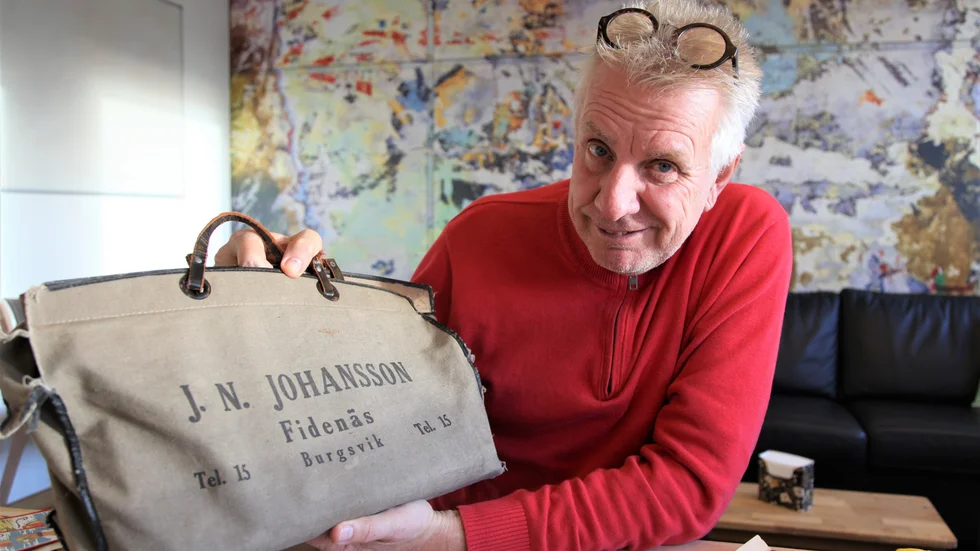 Pigge Werkelin gjorde ett fynd i förrådet. En hel massa dokument om Fidenäs camping. Notera telefonnumret till J.N.Johansson: Tel. 15.