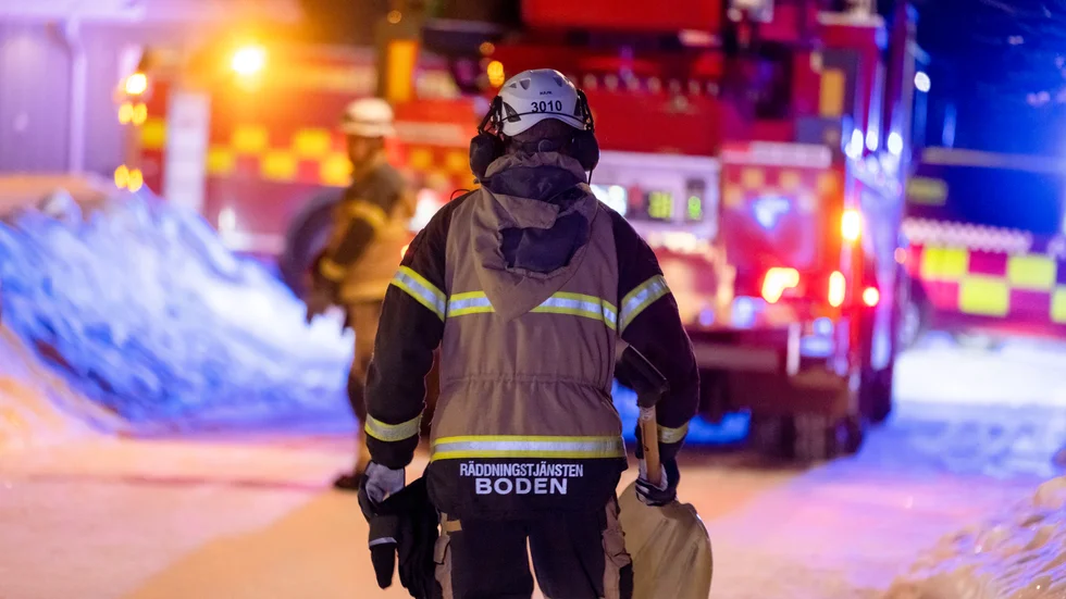 IVPA-avtalet går ut och vips anses räddningstjänstens personal inte längre kompetent att ge syrgast i väntan på ambulans. "Jag blir arg och ledsen över hur regionens verksamheter nedrustas och försämras", skriver insändarskribenten.
