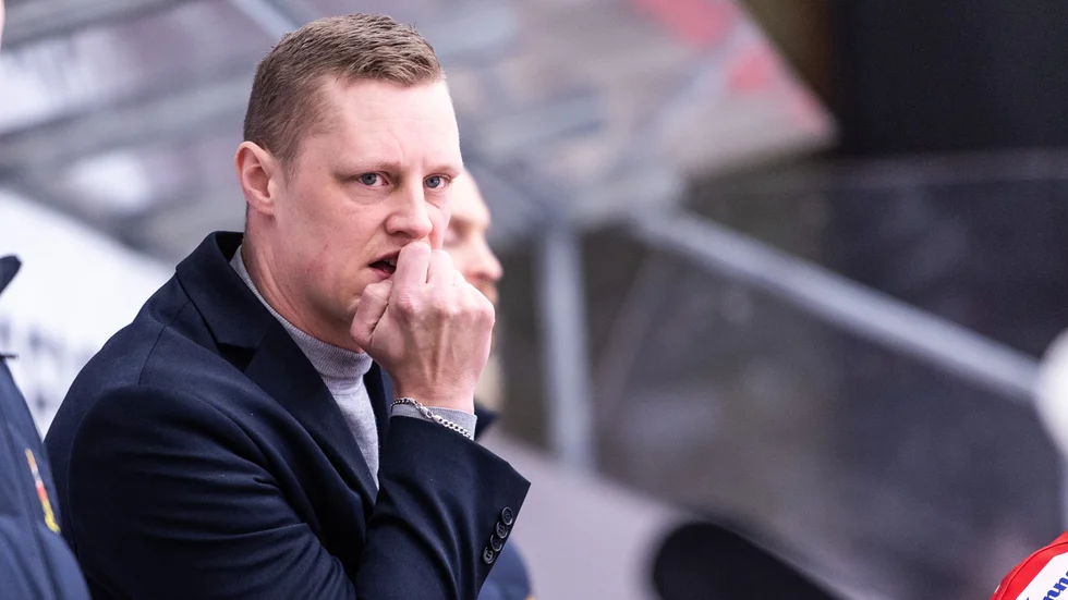 Almtunatränaren Robert Kimby talar om en utmaning trots att man möter tabelltrean från slutet.