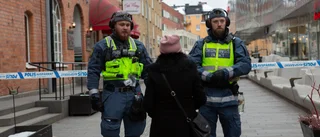 BILDEXTRA: Större område i Uppsala spärrades av