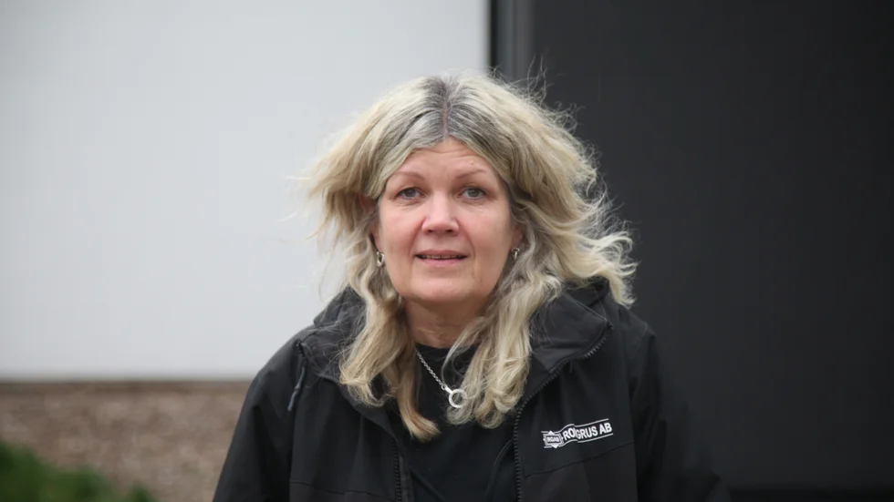 Yvonne Lindby har samlat in nära 9 000 namn hittills. 20 000 är hennes mål och listorna på nätet utökas nu till att finnas även i fysiska butiker.