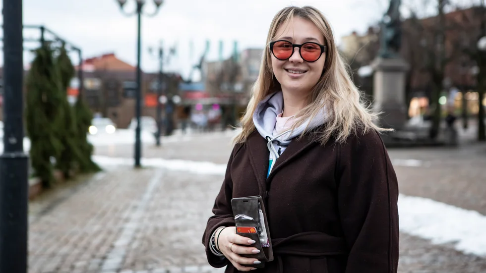 Adna Gozic, Motala.
Jag är ju medveten om att det är fredagen den 13:e. Men jag blir inte extra försiktig den dagen. Men lite vidskeplig är jag. Jag går aldrig under en stege och jag lägger inte nycklarna på bordet. 