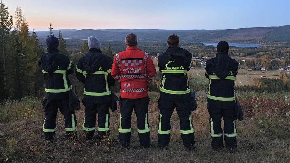 Räddningstjänsten i Vuollerim står högt för sin sak men hotas nu på allvar igen av nedskärningar.