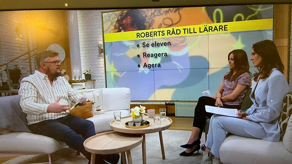 Robert Christensen från Strängnäs i samtal med TV4:s programledarduo Sofia Geite och Maria Forsblom.