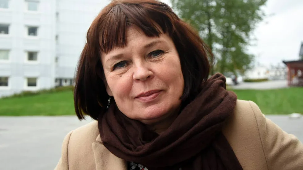 Maria von Schantz (M) svarar på Claes Nordmarks inlägg.↔