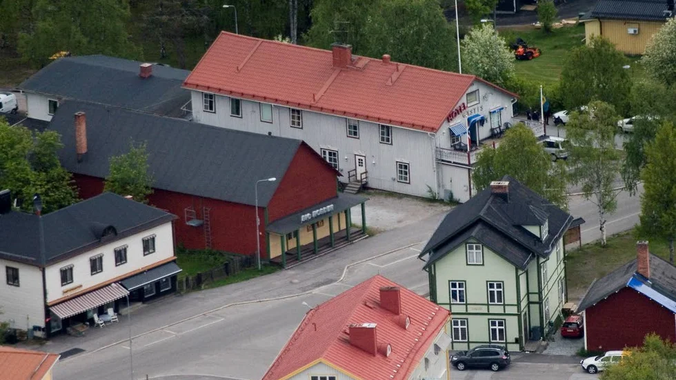 Lång väntan. Åtta hushåll i Jokkmokk har under tre veckors tid varit utan både bredband och tv.