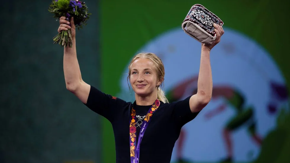 Premiärsegrare. Sofia Mattsson vann guld i 55-kilosklassen på nya stortävlingen European games.