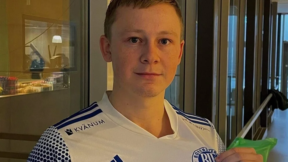 Elliot Lindgren, ny från Österstad, var med och tog silver för Borensbergs IF i de öppna Linköpingsmästerskapen i futsal.