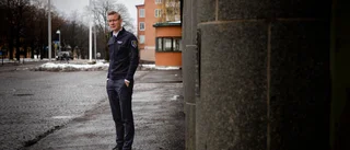 Räddningstjänsten: "Vårt uppdrag är inte att bärga båtar" • Oklart vilken hjälp som finns