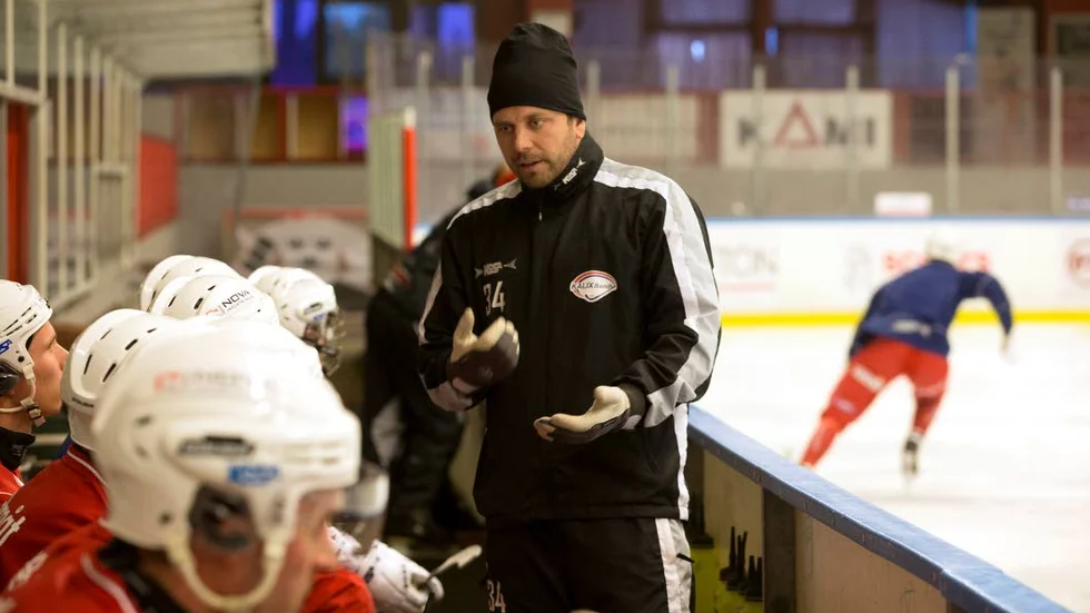 NY TRÄNARE. Mats Rönnqvist är Kalix Bandys nye huvudtränare. Han kommer att träna laget tillsammans med Andrei Nuzhdinov som är assisterande tränare. Det är också klart att Mikael Hult kommer att bli lagets målvaktstränare.