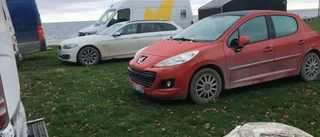 Många bötfällda under GGN-helgen för felparkerade bilar • ”Så här mycket har vi inte på en lördag annars” • Så dyr blev notan