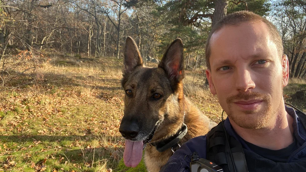 Jimmy Larsson och Lundy har arbetat tillsammans som patrull sedan december 2019.