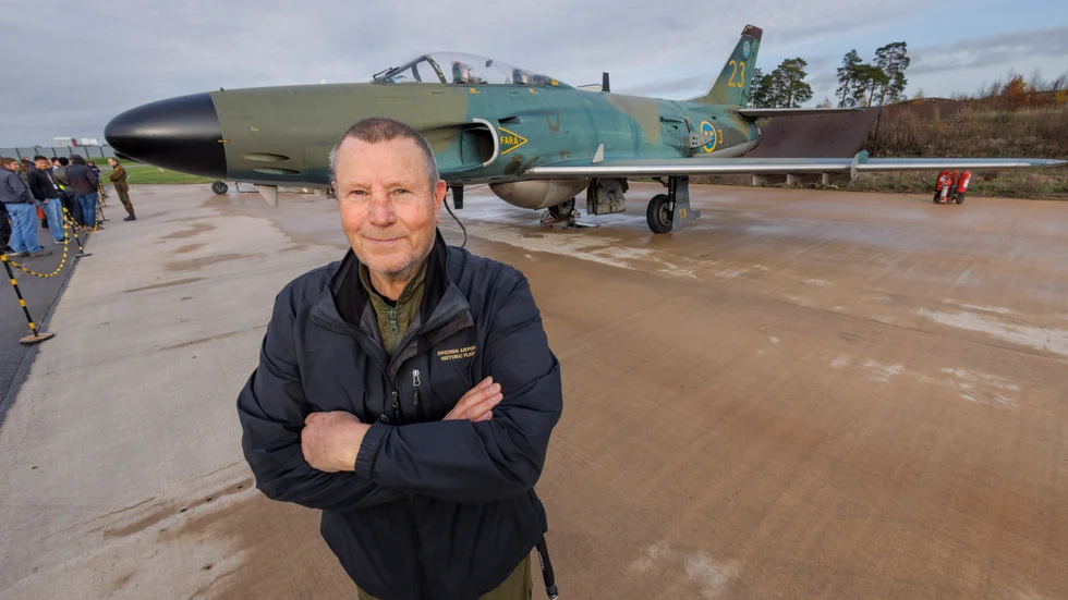 Stellan Andersson kan konsten att flyga stridsflygplan. På torsdagen flög han Lansen. 