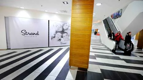 Ombyggnad av Strand galleria