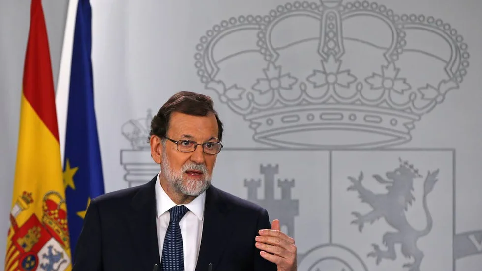 HÖGERREGERING. Den spanska högerregeringen under Mariano Rajoy gjorde det katastrofala misstaget att skicka tio tusen poliser till Katalonien för att med våld hindra katalanerna från säga sin mening.