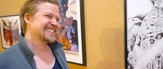 Illustratör ställer ut i hemstaden efter 22 år