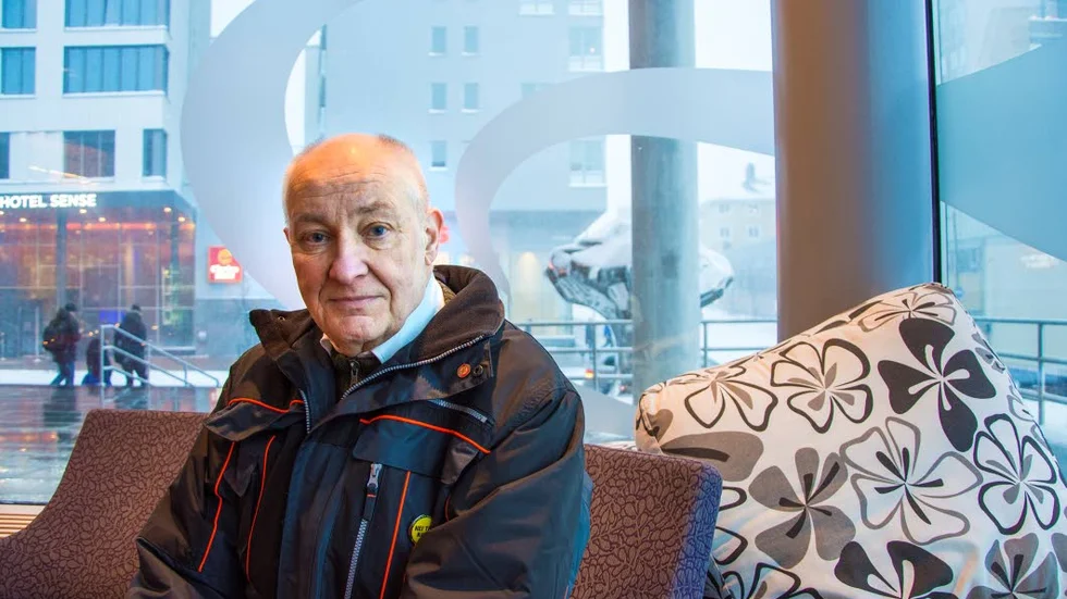 Pensionerad. Han själv kommer inte ta del av förändringen eftersom han gått i pension efter en lång tid i arbete.