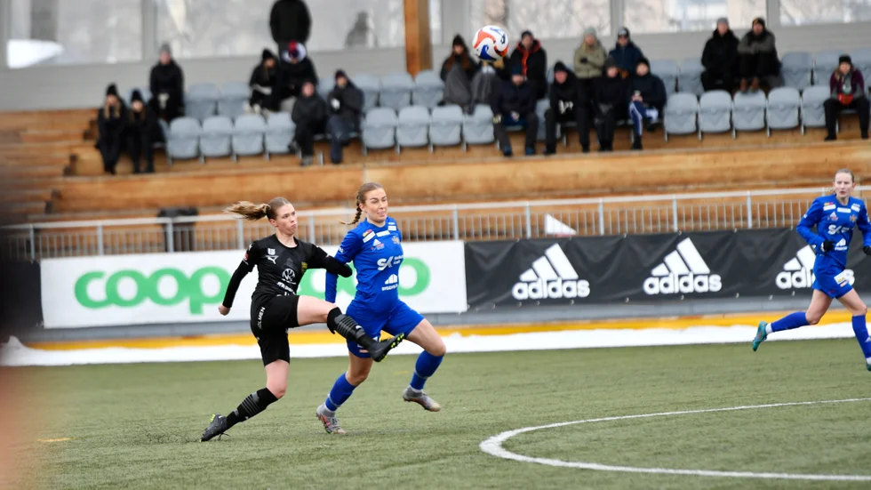 Hanna Degerman blev Sunnanås enda målskytt i säsongens första förlust.