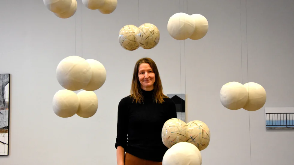 Towe Landenius, Luleå kommuns ateljéstipendiat är aktuell med sin första soloutställning på Konsthallen i Luleå.